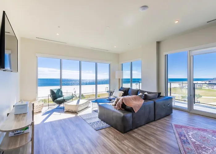 Luxury 4 Bedroom Beachfront With Rooftop Pool Next To The Hangout! Gp 303 *