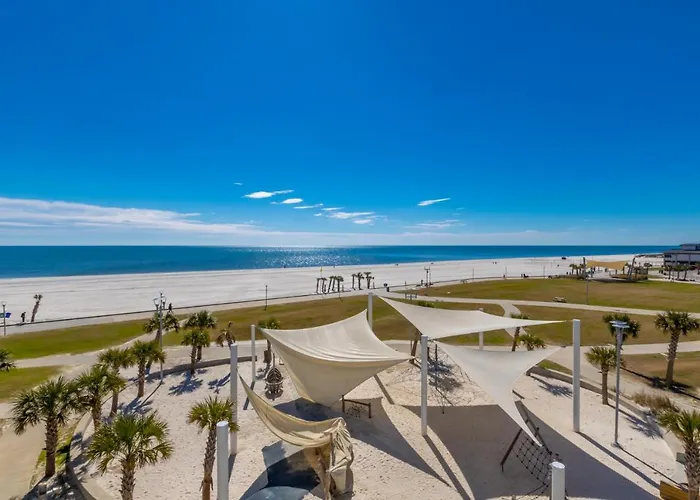 Holiday home Luxury 4 Bedroom Beachfront With Rooftop Pool Next To The Hangout! Gp 303 *