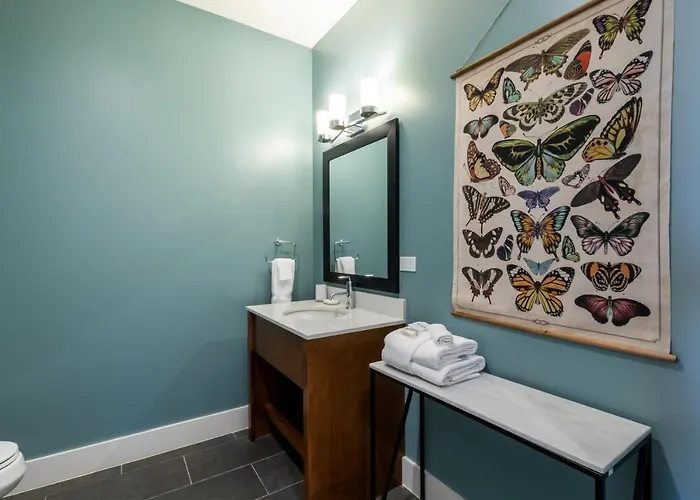 Holiday home Luxury 4 Bedroom Beachfront With Rooftop Pool Next To The Hangout! Gp 303 Gulf Shores